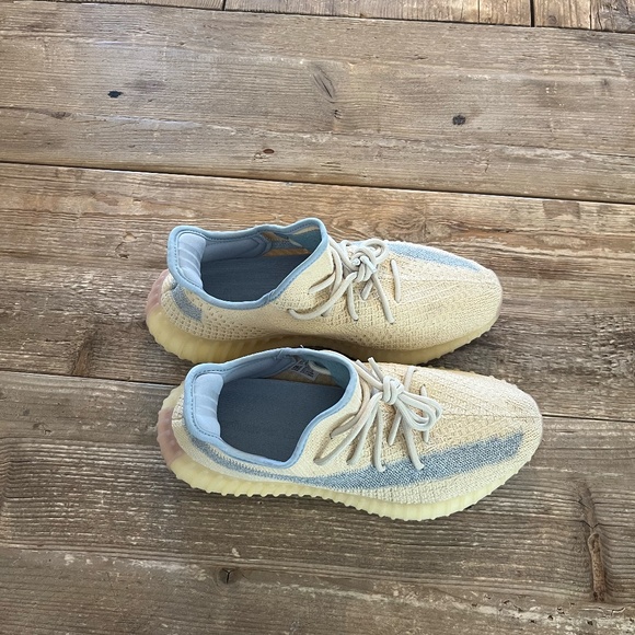 Yeezy Boost 350 V2 ‘Linen’ (WORN ONCE) - Picture 2 of 7